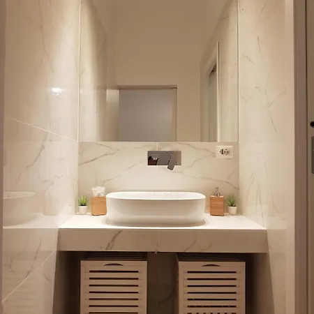 Navigli - Via Savona * ミラノ
